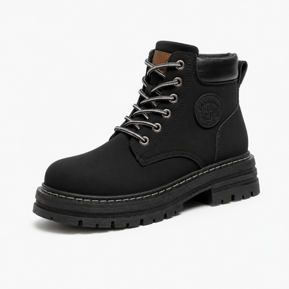 Gefütterte Schnürboots mit Profilsohle